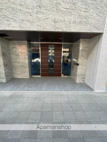ワールドアイ名古屋城北の玄関写真