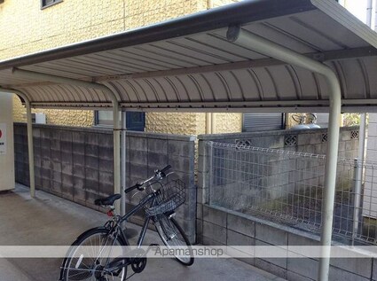 レオパレスエクセル道場北[1K/19.87m2]の駐車場2