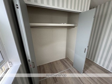 東寺尾戸建２階[2LDK/53.72m2]の収納