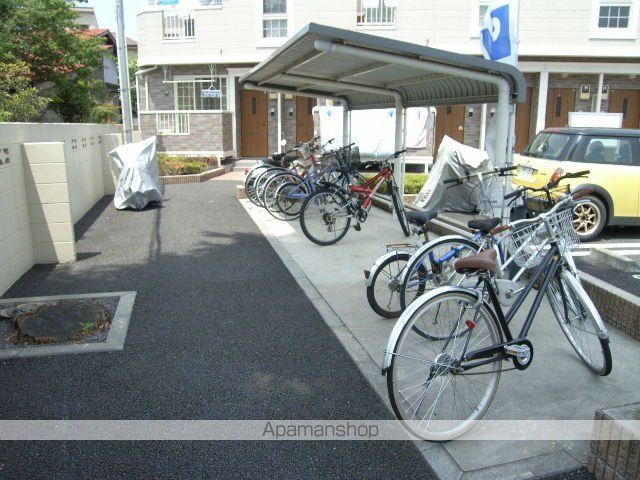 ピュアホワイト国立の外観写真