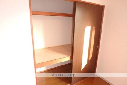 ヴィラセゾン　Ａ棟[2LDK/59.5m2]の収納