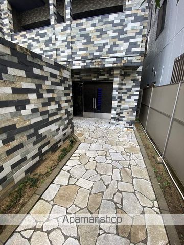 AQUAPLACEUMEDAIIIの玄関写真