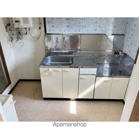 コーポリバーサイドの内装写真