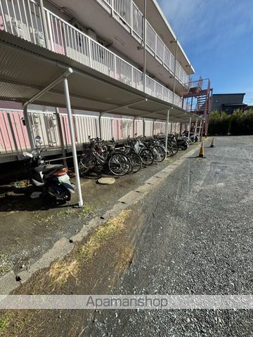 ガーデンハイツ飯山B棟の外観写真