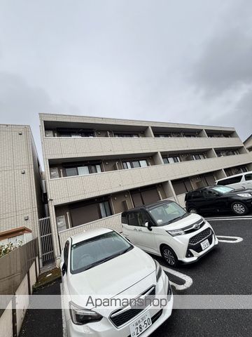 MY TIARAの外観写真