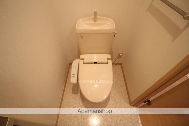 ロイヤルヒルズBの内装写真