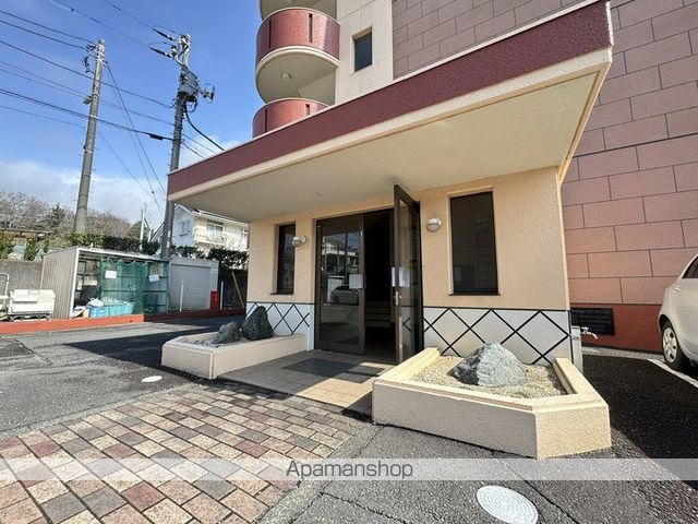 エム・ステージ大村の玄関写真