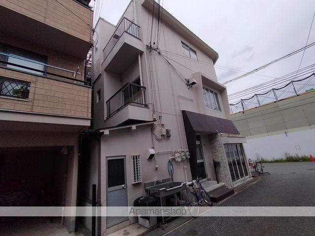 緑町マンションの外観写真