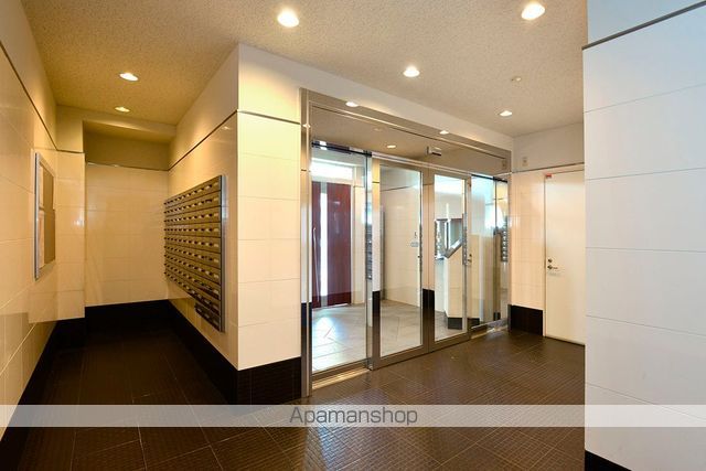 アマーレ東海通の玄関写真
