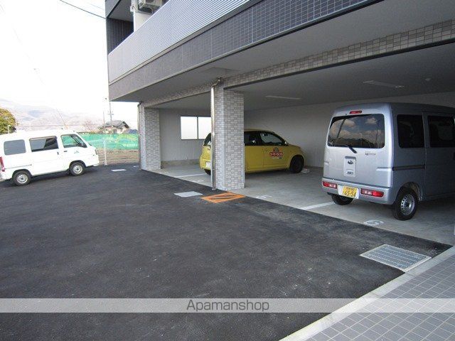 グラシューズの内装写真