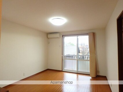 ビューラーはるか[2LDK/61.6m2]のリビング・居間