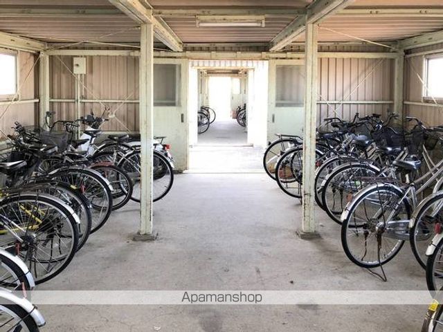 ビレッジハウス村国1号棟の内装写真