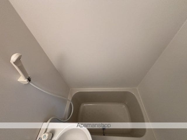 勾当台ハイツの内装写真