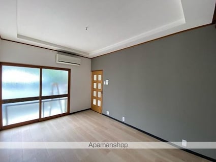 花ノ宮町二丁目一戸建て[3SLDK/69.18m2]の内装1