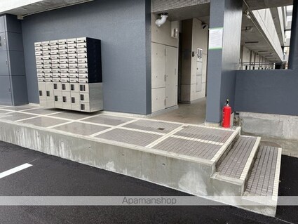 ＤＥＮＤＥＮ　Ｎａｋａｍａｍａ[1K/22.22m2]のエントランス1