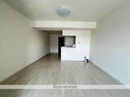 広島県広島市中区舟入本町[1LDK/40m2]のリビング・居間