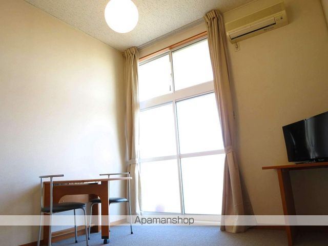 レオパレス霞ヶ関第一の内装写真