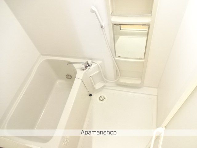 アスティオンIの内装写真