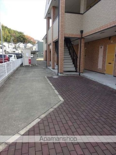 和歌山県和歌山市三葛[1DK/32m2]の共用部3