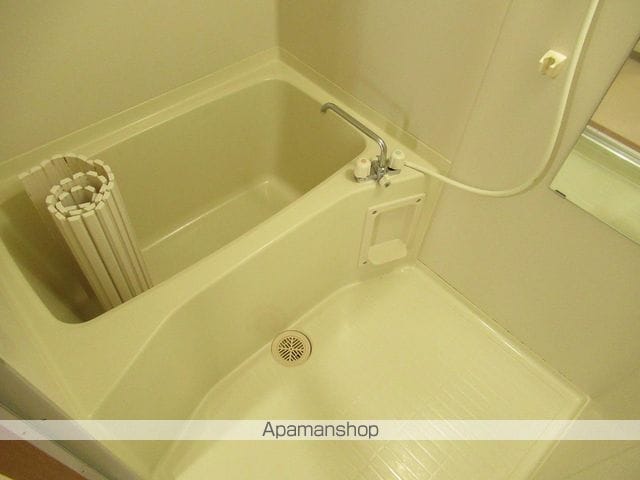 ロイヤルヒルズ中央通の内装写真