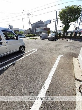 熊本県人吉市下薩摩瀬町[1LDK/53.01m2]の駐車場