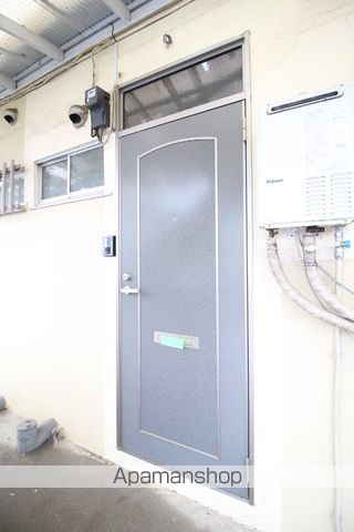 かおりコーポの玄関写真