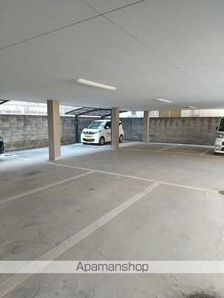 ハイツ春日[1DK/31.13m2]の駐車場