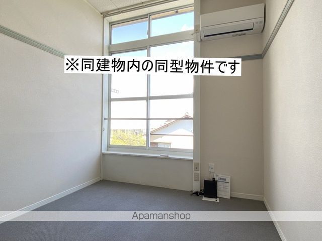フォレスト・イヌイの内装写真