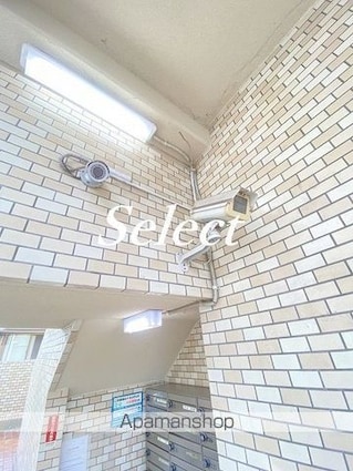 神奈川県横浜市神奈川区泉町[2DK/32.44m2]の共用部4