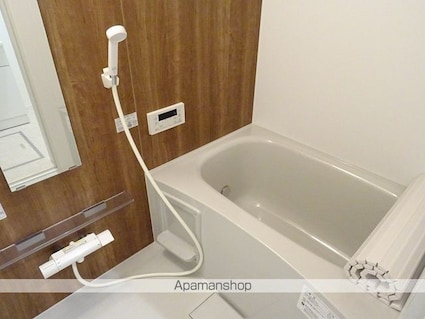 アイリーコート南小泉[3LDK/66.66m2]のバス