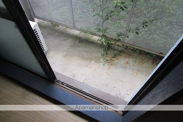 ヤングリーブスの内装写真