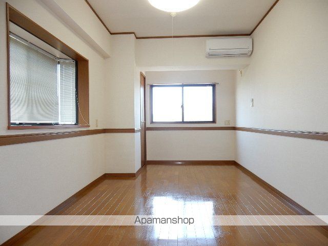 エ・アロールの内装写真