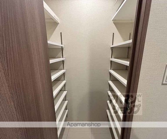 パラドール御所西グランデの内装写真