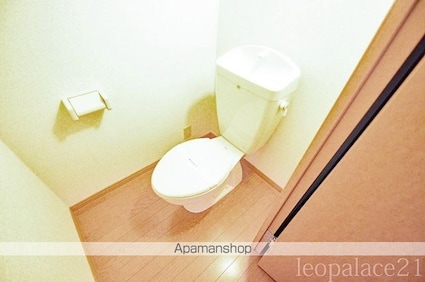 レオパレスルミエラ[1K/20.28m2]のトイレ