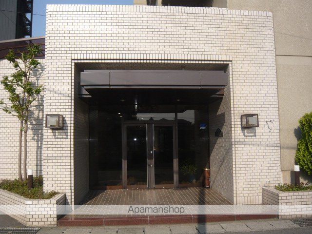 一番町ハイツの玄関写真