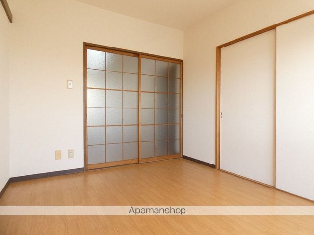 ロイヤルマルトウIIの内装写真