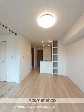 ディリジェントナイン[1LDK/50.14m2]のリビング・居間1