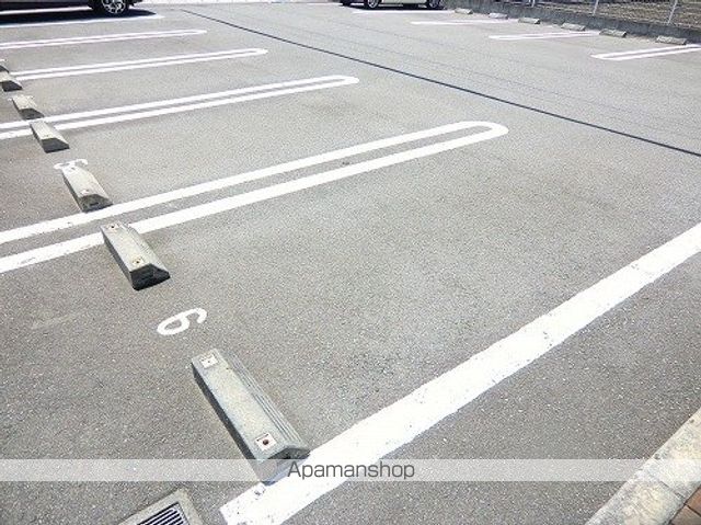 ノール・シャンのその他写真