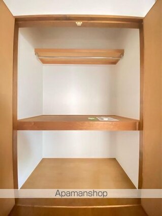 リビエール春日[1K/25.92m2]の収納