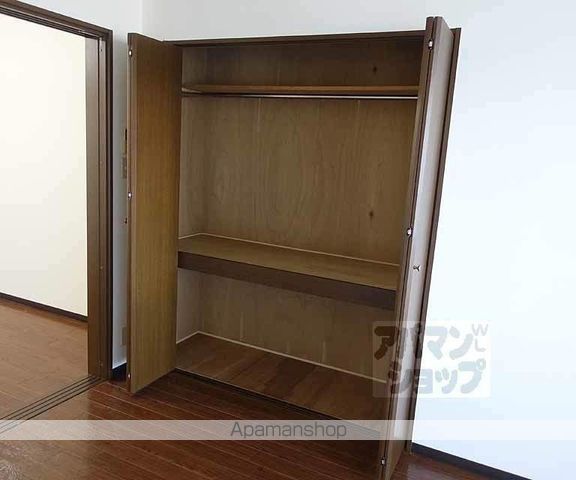 鳴滝音戸山町マンションの内装写真