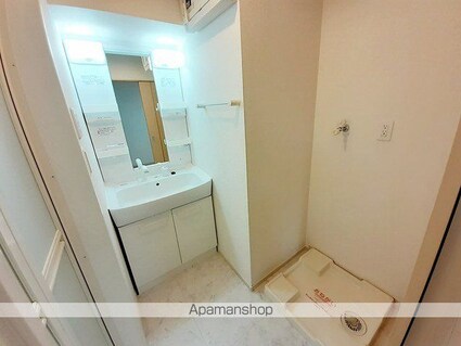 スクールヤード・シノギ[1LDK/49.9m2]の洗面所