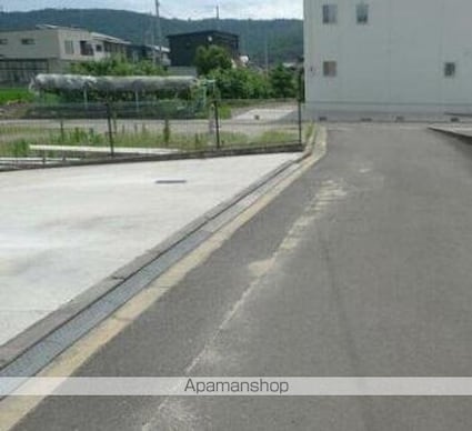 アヴニールＭ　Ⅱ[1R/22.5m2]の共用部2