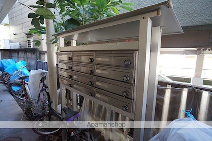 さつきビル[2K/35.18m2]のロビー