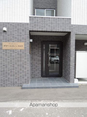 ボナールカノンN43の玄関写真