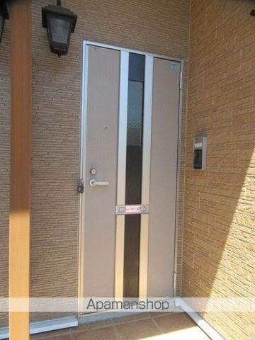 アプローズの玄関写真