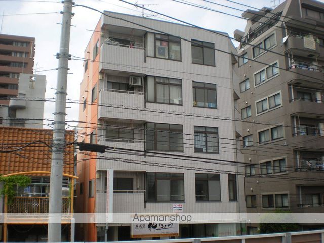 プラーズ相模原IIの玄関写真