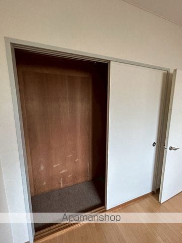 フェニックス殿岡の内装写真