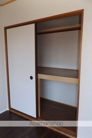 カサベルデIの内装写真