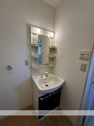 福島県郡山市亀田１丁目[1LDK/35.9m2]の洗面所