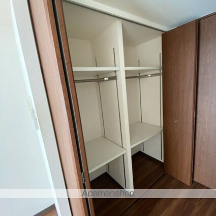 ＫＤＸレジデンス南草津[1K/28m2]の収納